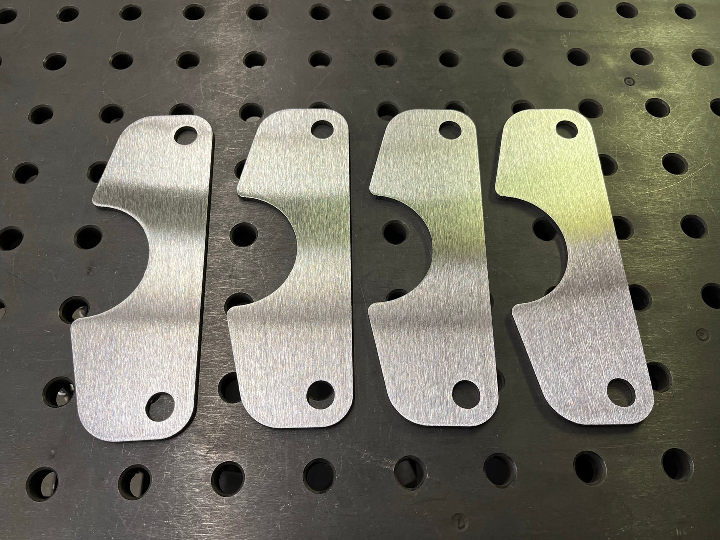 Ladder Bar Rear Axle Center Mount Brackets